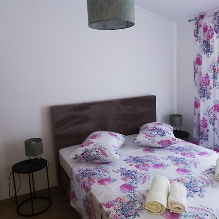 Apartments Triton Rogoznica  Εξωτερικό φωτογραφία
